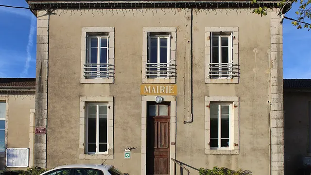 Photo de Challes-la-Montagne