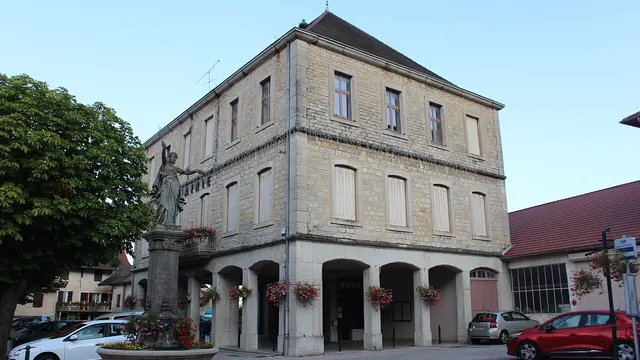 Photo de Serrières-de-Briord