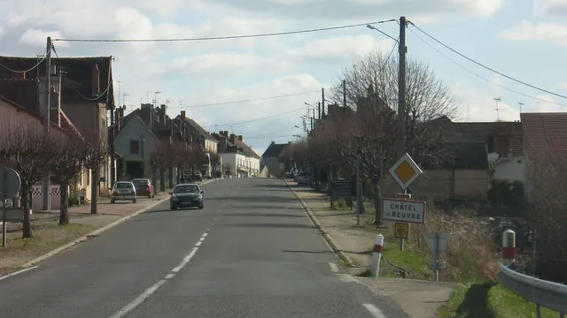 Photo de Châtel-de-Neuvre