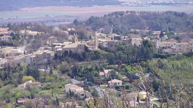 Photo de Pierrevert
