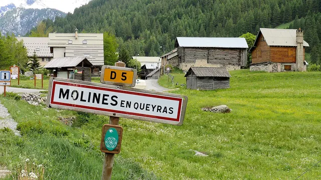 Photo de Molines-en-Queyras