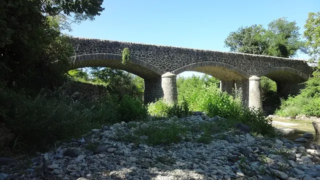 Photo de Saint-Jean-le-Centenier