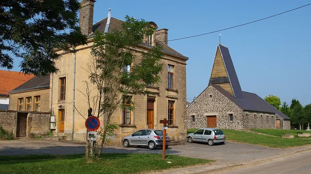 Photo de La Neuville-à-Maire
