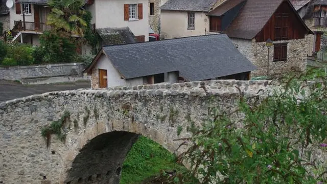Photo de Bordes-Uchentein