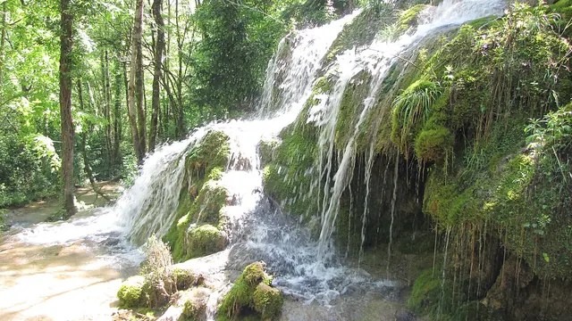 Photo de Roquefort-les-Cascades