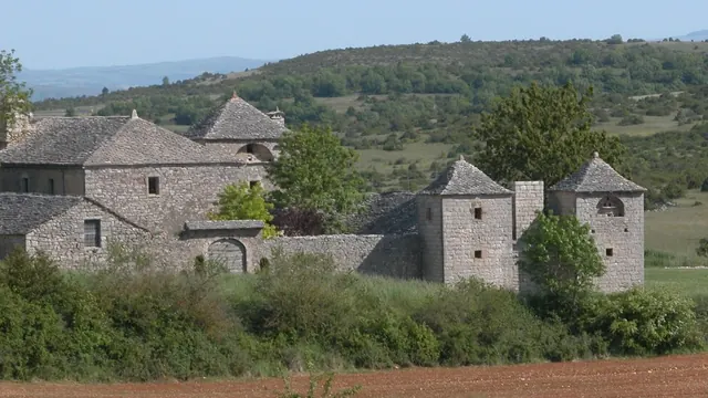 Photo de Saint-Georges-de-Luzençon