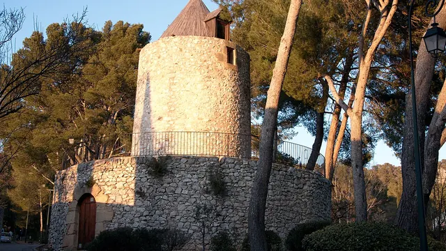 Photo de Le Tholonet
