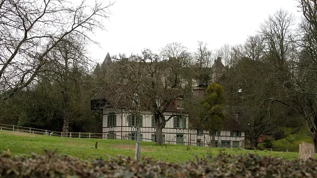 Photo de Ouilly-du-Houley
