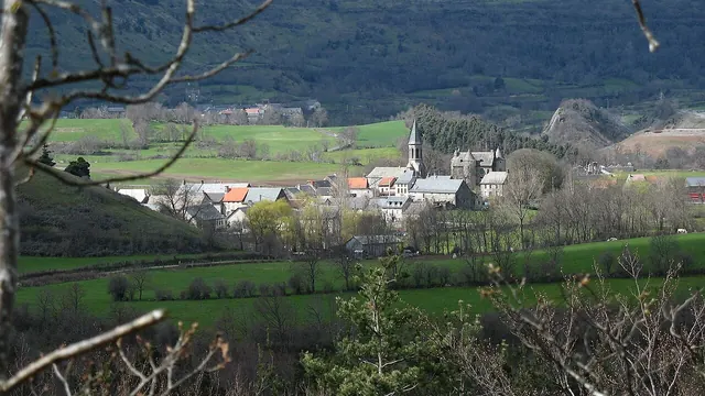 Photo de Neussargues en Pinatelle