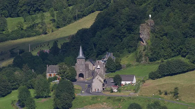 Photo de Saint-Paul-de-Salers