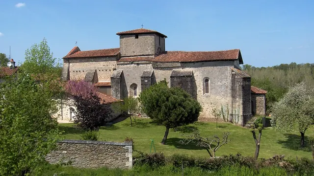 Photo de Cherves-Châtelars