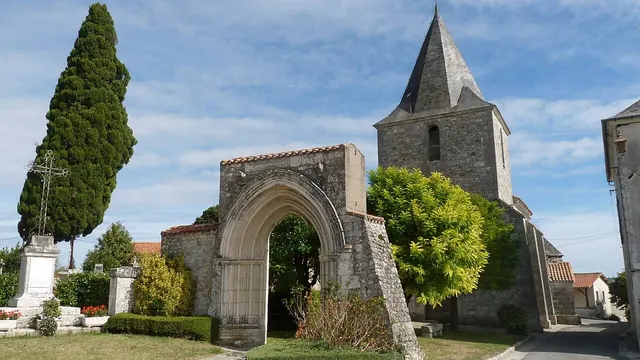 Photo de Saint-Laurent-de-Belzagot