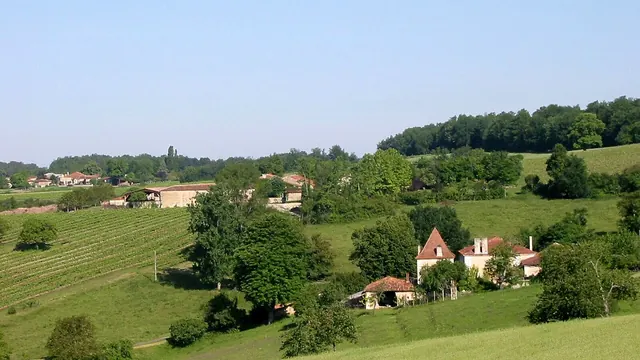 Photo de Saint-Laurent-des-Combes