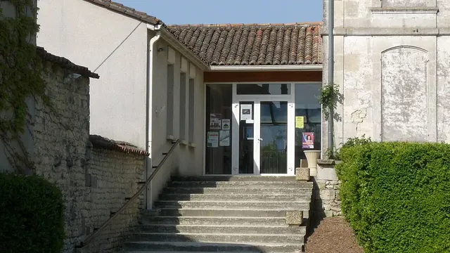 Photo de Salles-d'Angles