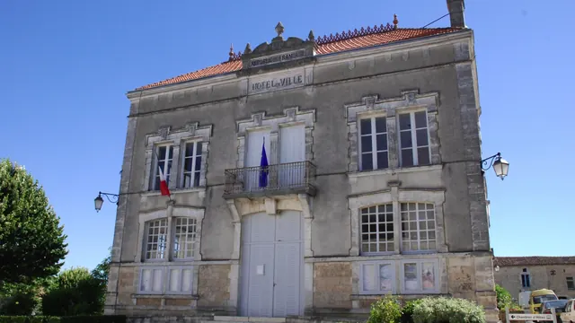 Photo de Tusson
