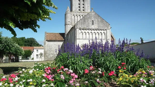 Photo de Corme-Écluse