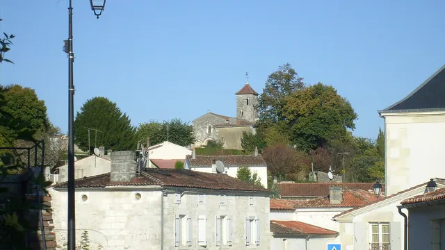 Photo de Saint-Bris-des-Bois
