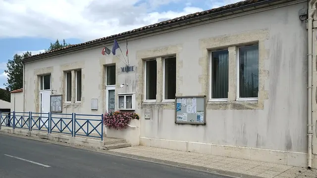 Photo de Les Touches-de-Périgny