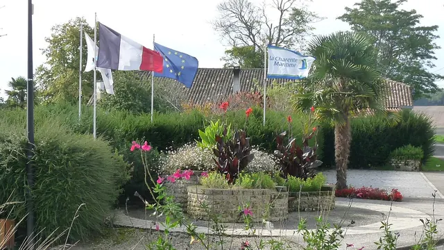 Photo de Tugéras-Saint-Maurice