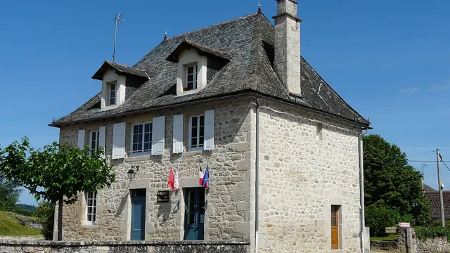 Photo de Saint-Bonnet-les-Tours-de-Merle