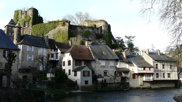 Photo de Ségur-le-Château