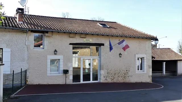 Photo de Bourg-du-Bost