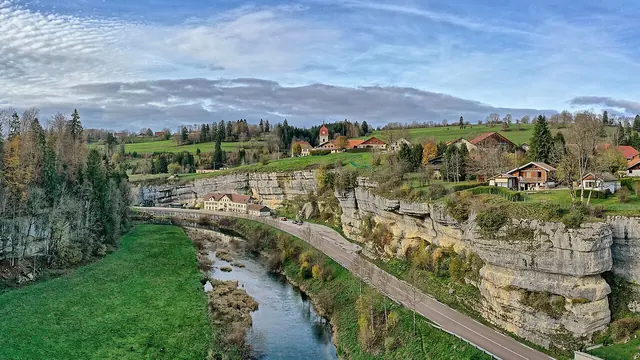 Photo de Les Combes