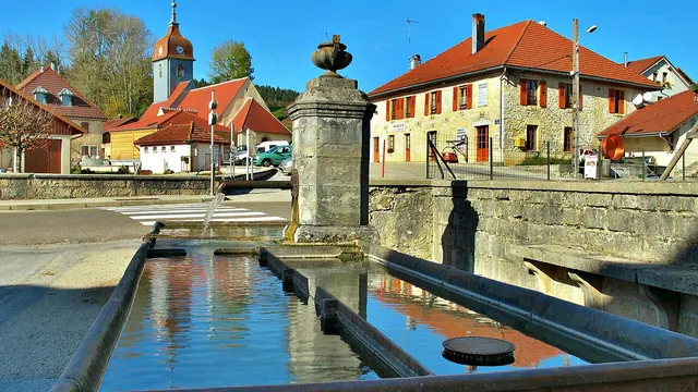 Photo de Saint-Point-Lac
