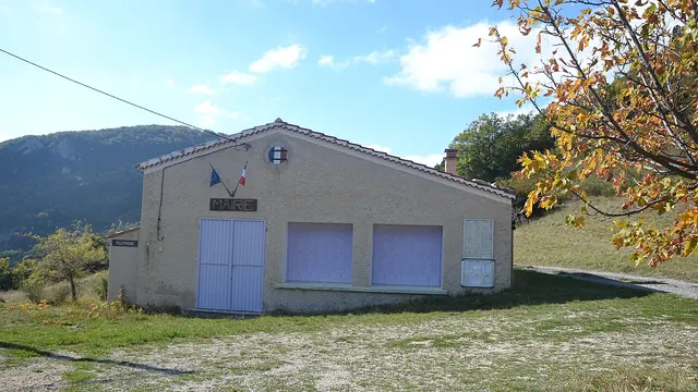 Photo de Izon-la-Bruisse