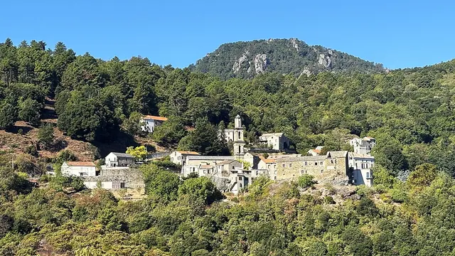 Photo de Lugo-di-Nazza