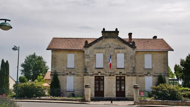 Photo de Saint-Laurent-des-Combes