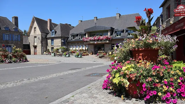 Photo de Bazouges-la-Pérouse