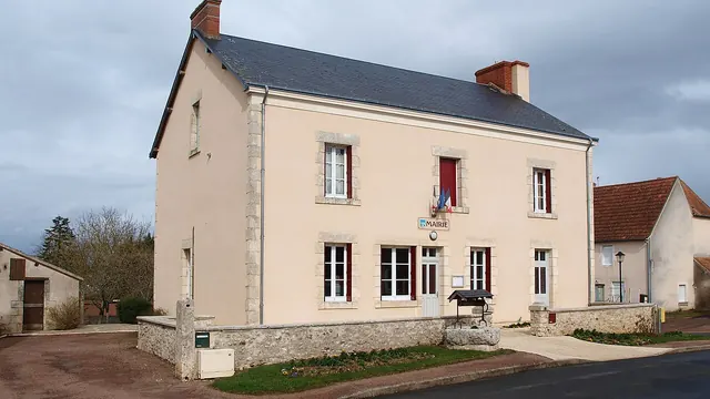 Photo de Jeu-les-Bois