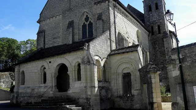 Photo de Avon-les-Roches