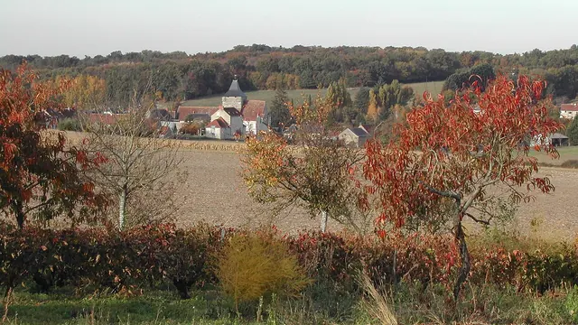 Photo de Esves-le-Moutier
