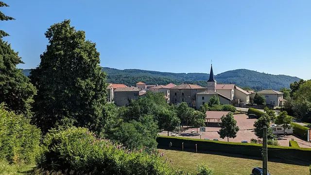 Photo de Les Noës