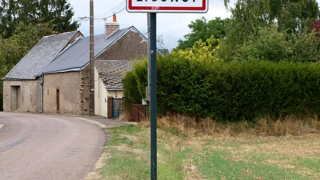 Photo de Villamblain