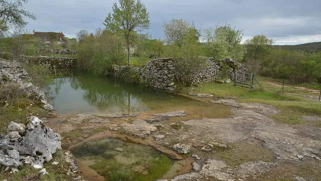 Photo de Caniac-du-Causse