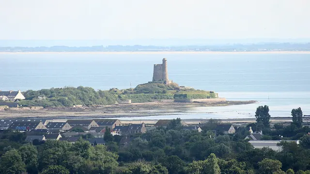 Photo de Saint-Vaast-la-Hougue