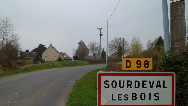 Photo de Sourdeval-les-Bois