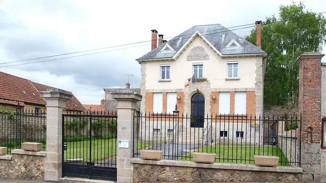 Photo de Barbonne-Fayel