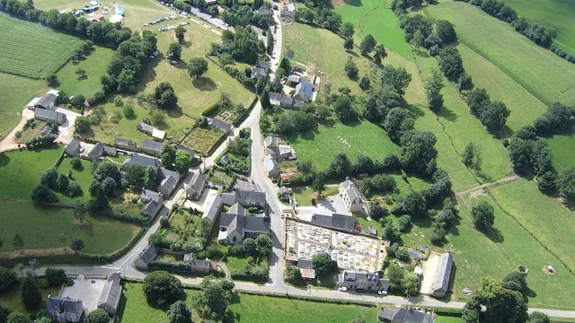 Photo de Saint-Aubin-Fosse-Louvain