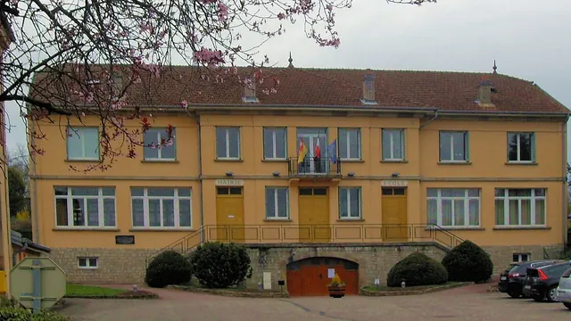 Photo de Neufmaisons
