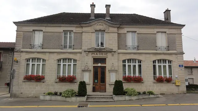 Photo de Aubréville