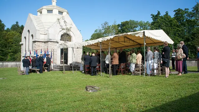 Photo de Louvemont-Côte-du-Poivre