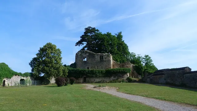Photo de Moulins-Engilbert