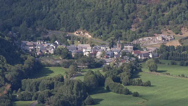 Photo de Chambon-sur-Lac