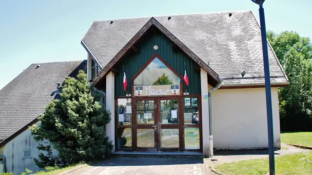 Photo de Cisternes-la-Forêt