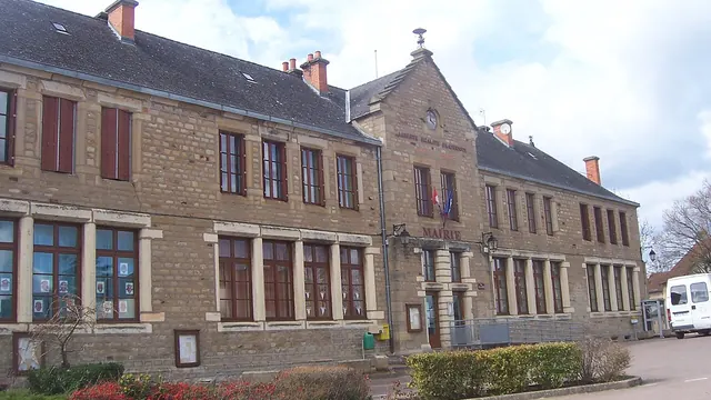 Photo de Dracy-Saint-Loup