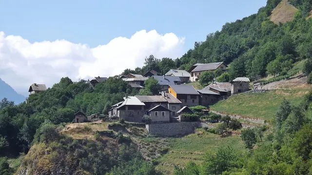 Photo de Le Châtel